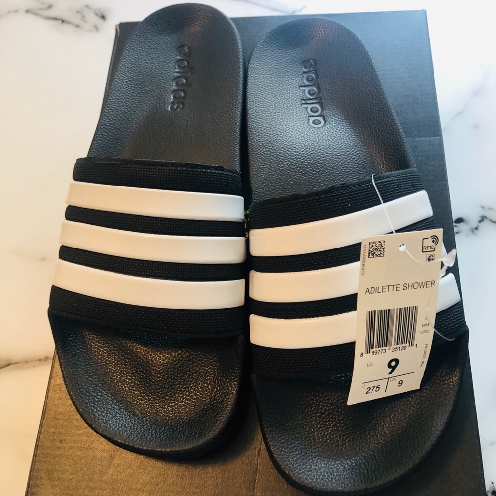 Adidas men’s sandals size 9 brand new